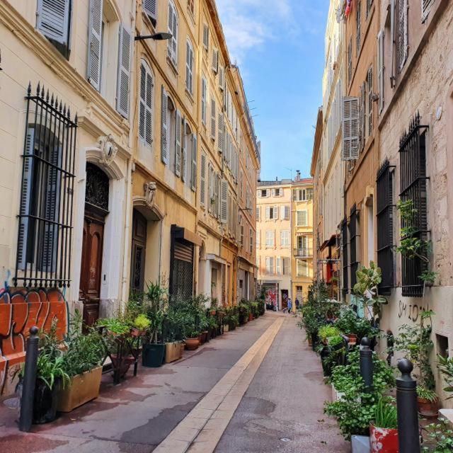 Hotel Du Centre Marseille Exteriör bild